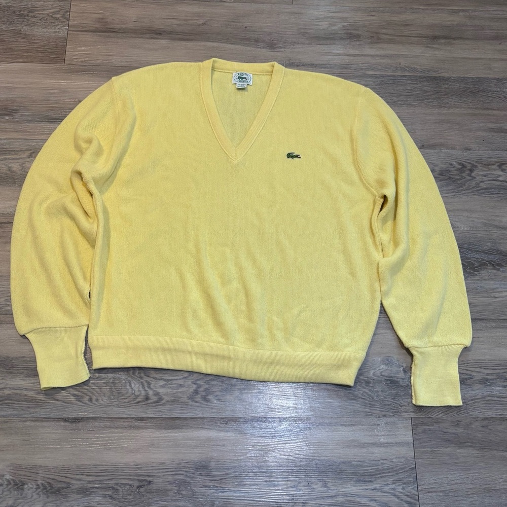 Vintage 80’s Izod Lacoste Yellow Acrylic v neck preppy sweater size XL USA made
